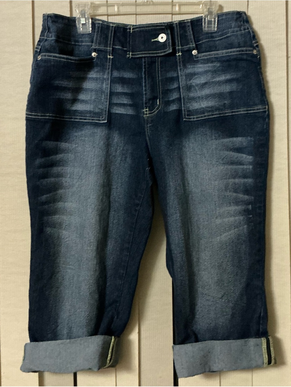 Y2K Women's Dark Blue Cropped Jeans with Rolled Hem size 16